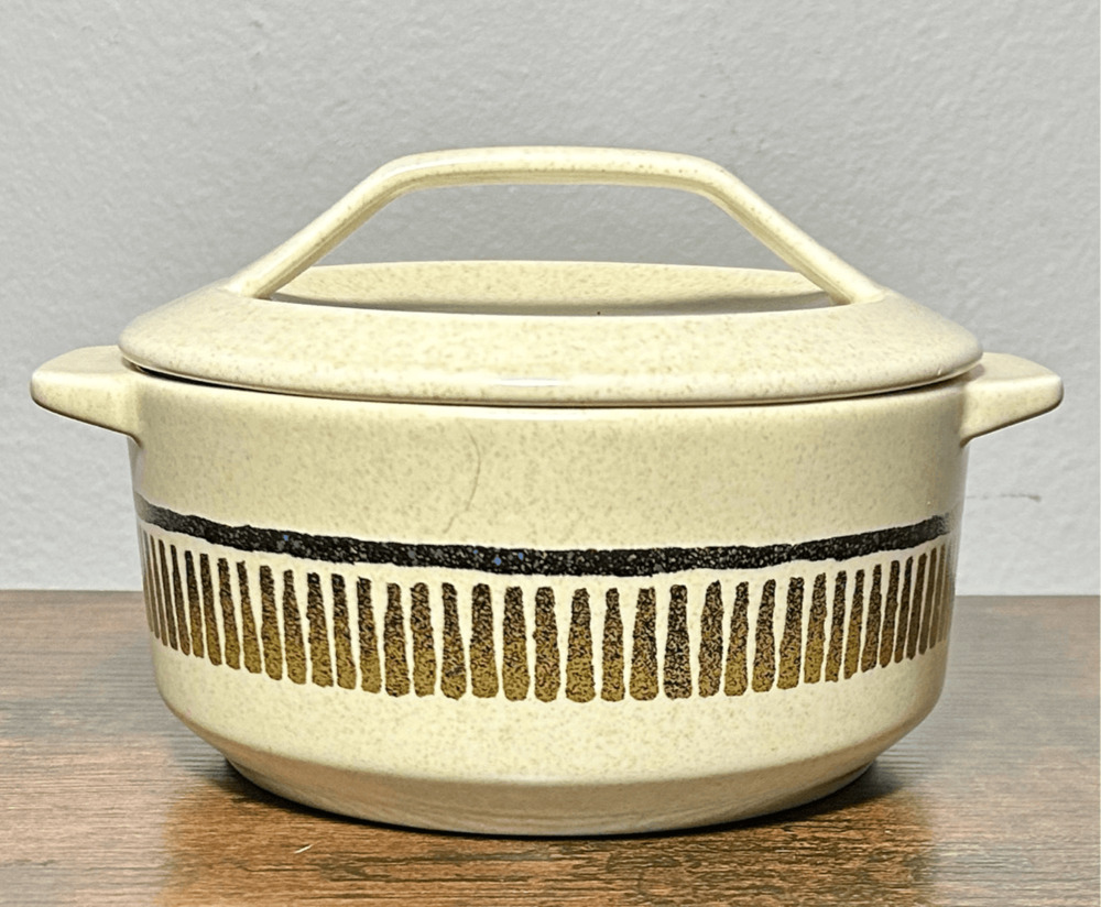 Vintage TemperWare Lenox Percussion Stoneware Round 6.5” Casserole Dish w/ Lid